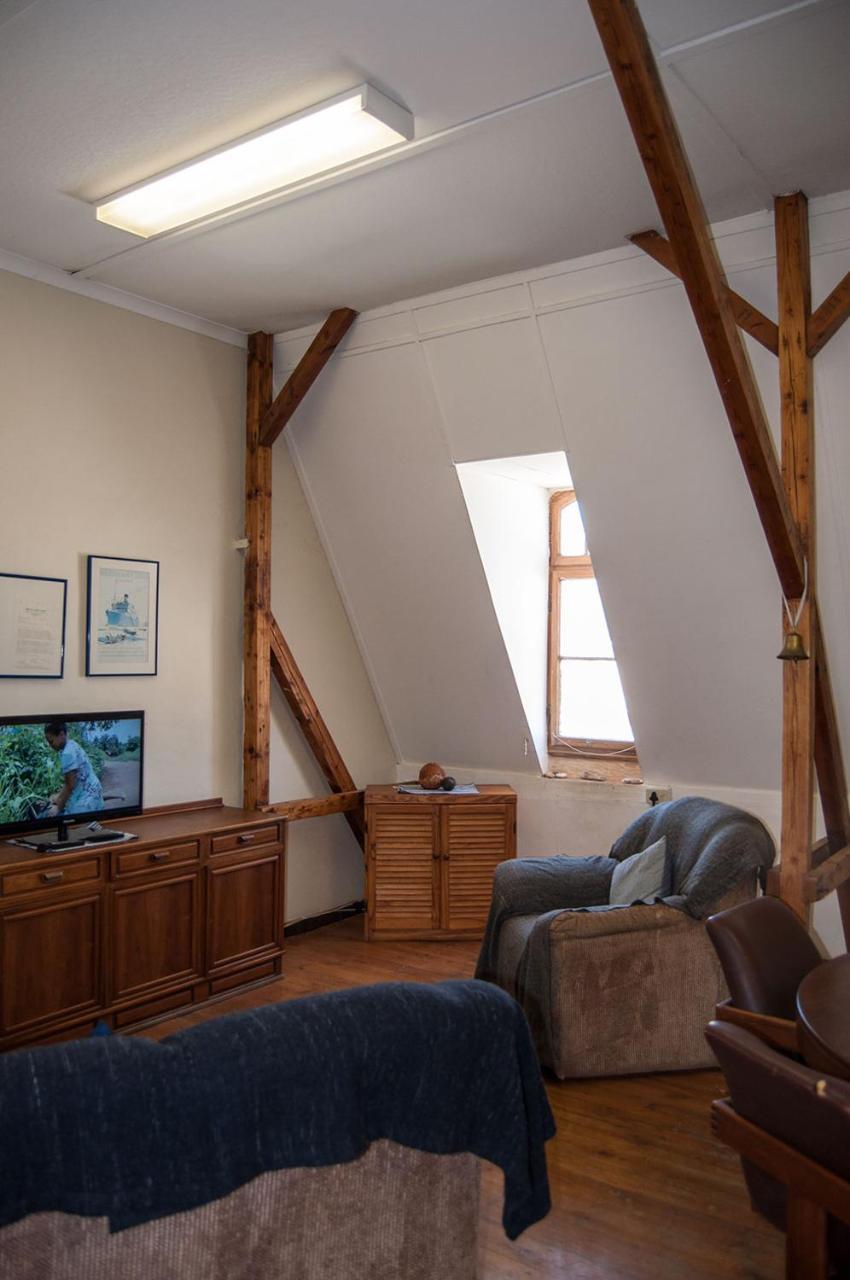 Historical Guesthouse - Self Catering Apartments Luderitz Luaran gambar