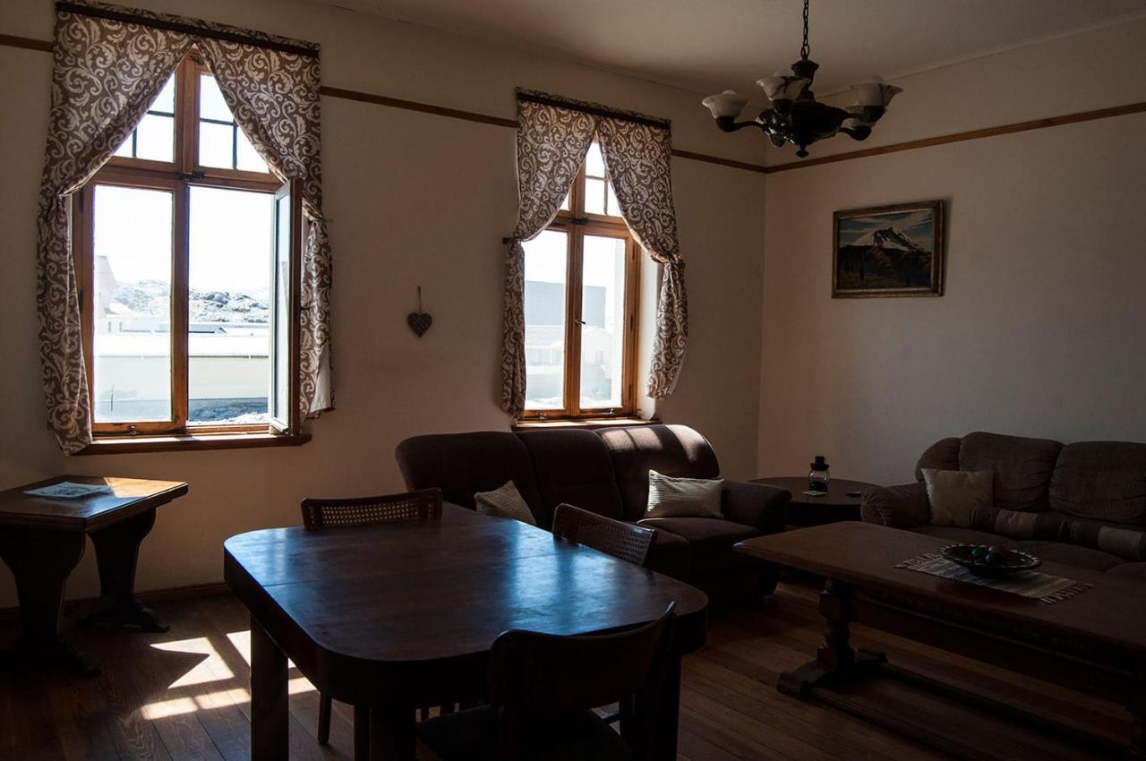 Historical Guesthouse - Self Catering Apartments Luderitz Luaran gambar