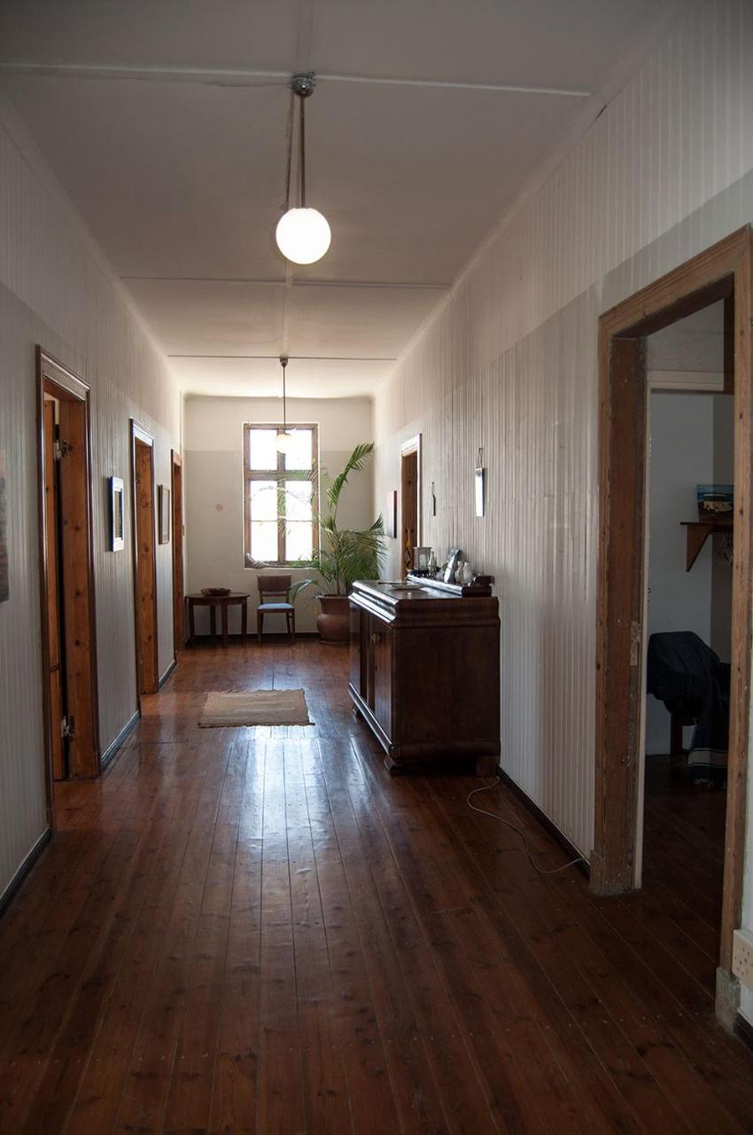 Historical Guesthouse - Self Catering Apartments Luderitz Luaran gambar
